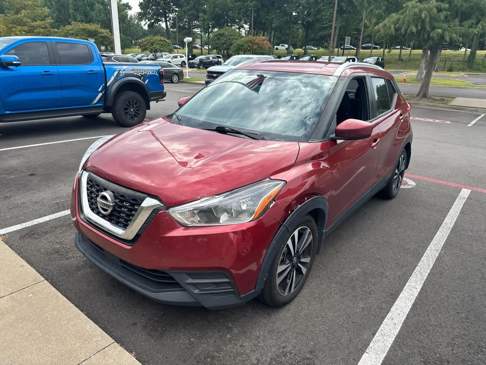 Used 2020 Nissan Kicks SV with VIN 3N1CP5CV0LL571401 for sale in Little Rock, AR