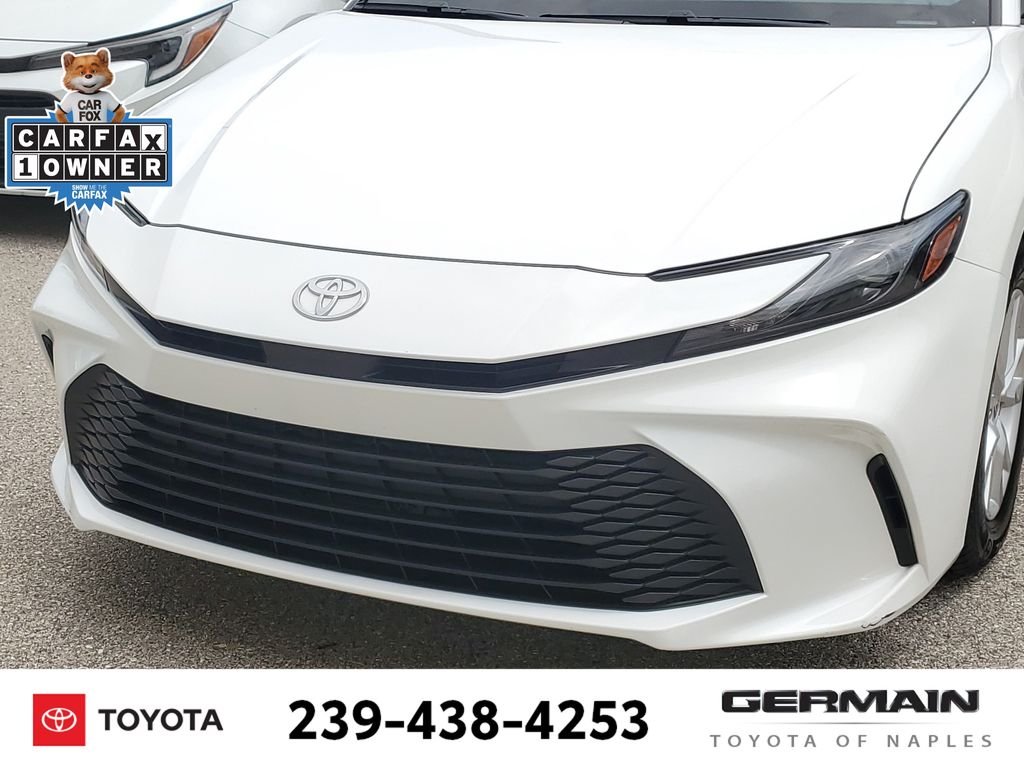 Used 2025 White Toyota LE image 14