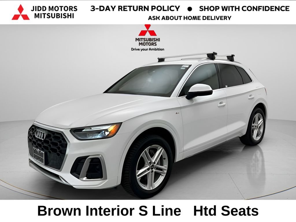 2022 Audi Q5 55 e Premium's photo