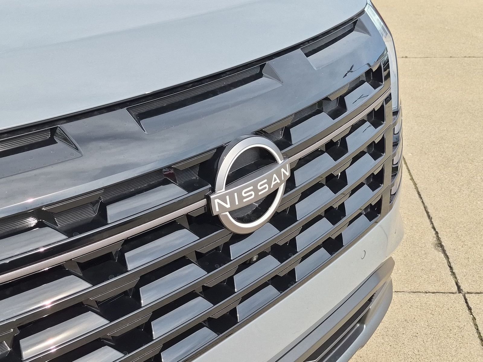 New 2026 Boulder Gray Pearl Nissan Platinum image 34