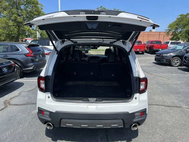 Used 2025 Silver Honda TrailSport image 23