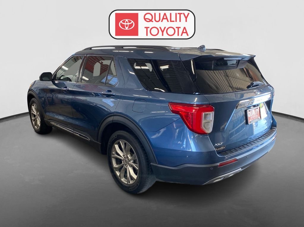 Used 2020 Blue Ford XLT image 4