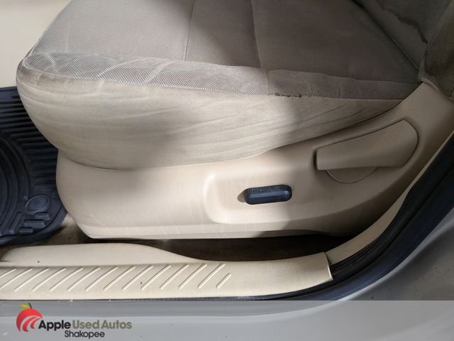Used 2012 Gold Ford XLT image 12