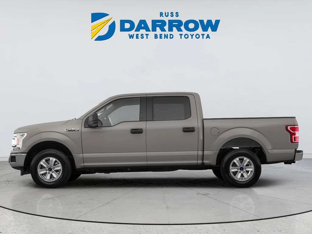 Used 2018 Gray Ford XLT image 2