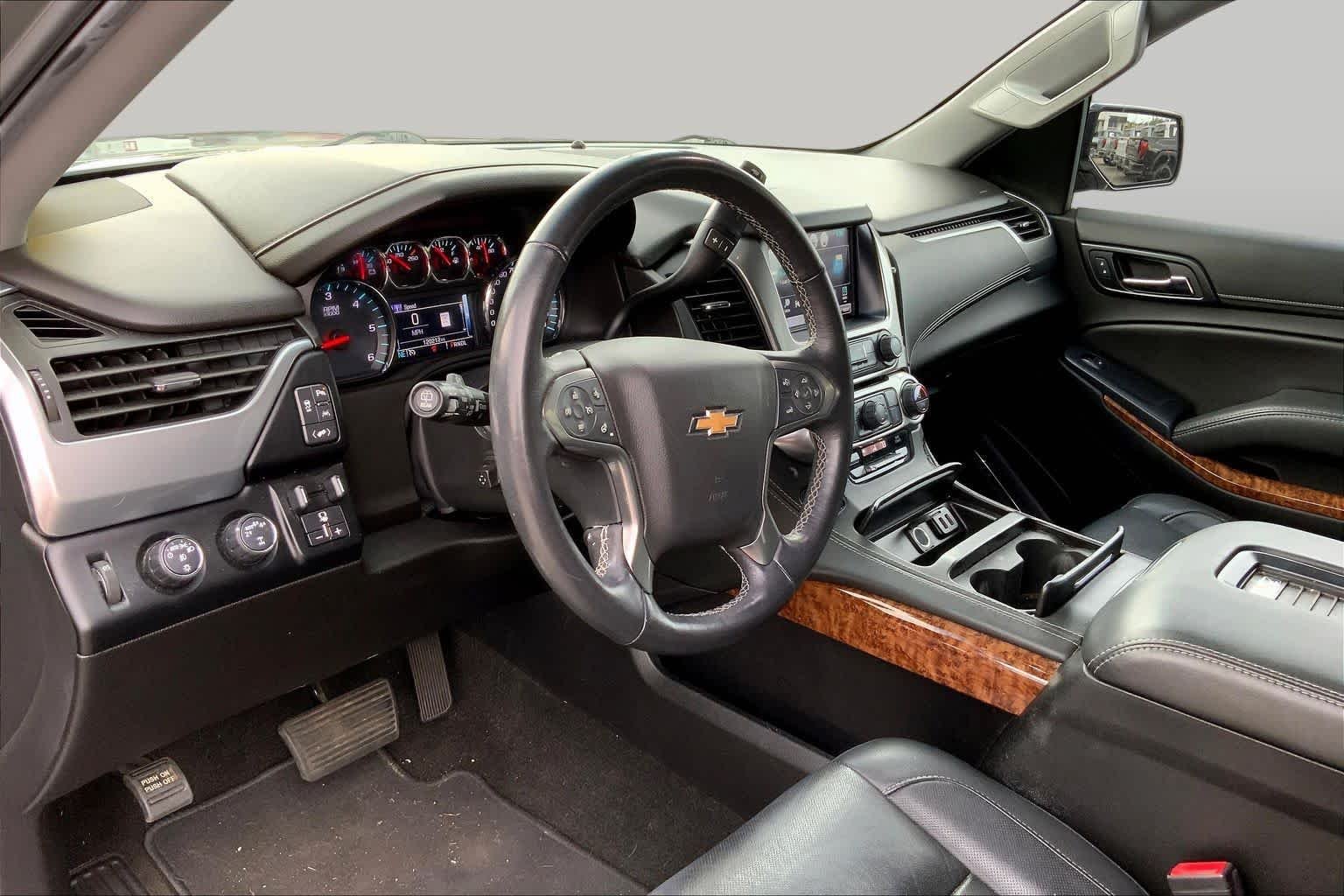 Used 2018 Satin Steel Metallic Chevrolet Premier image 17