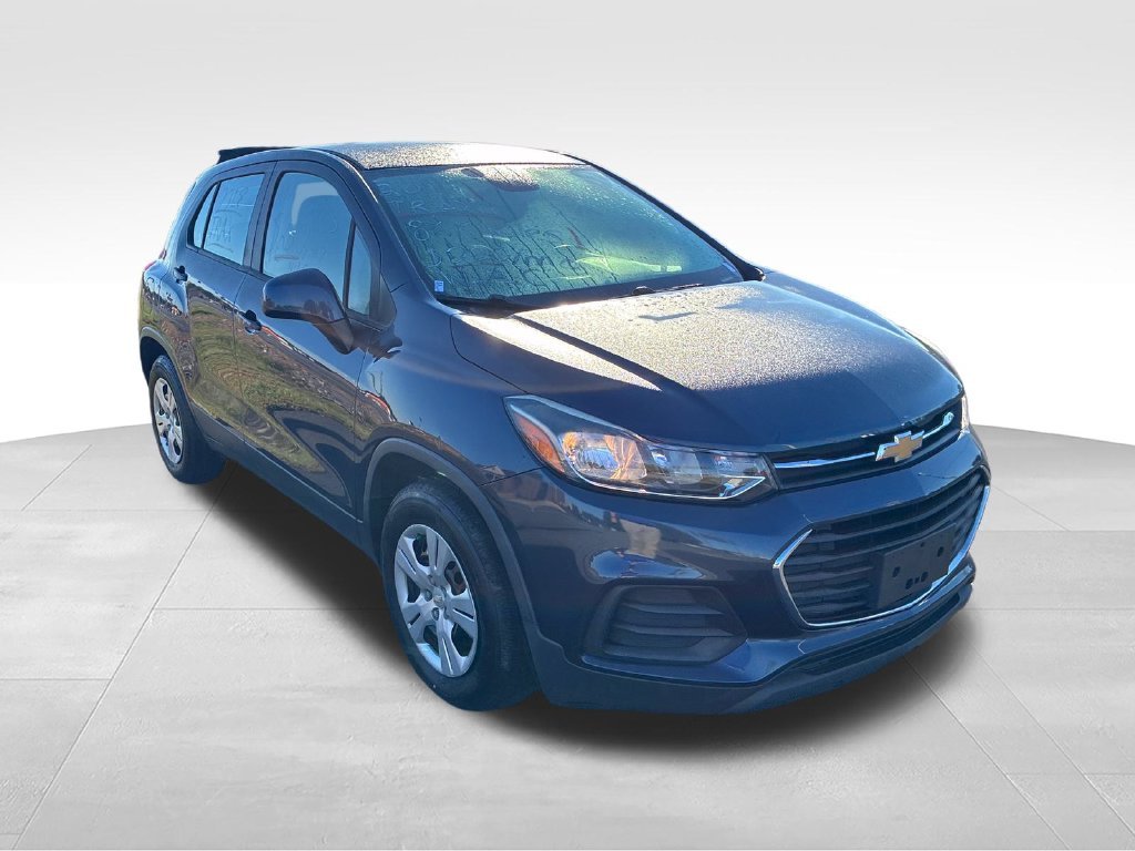 Used 2018 Blue Chevrolet LS image 7