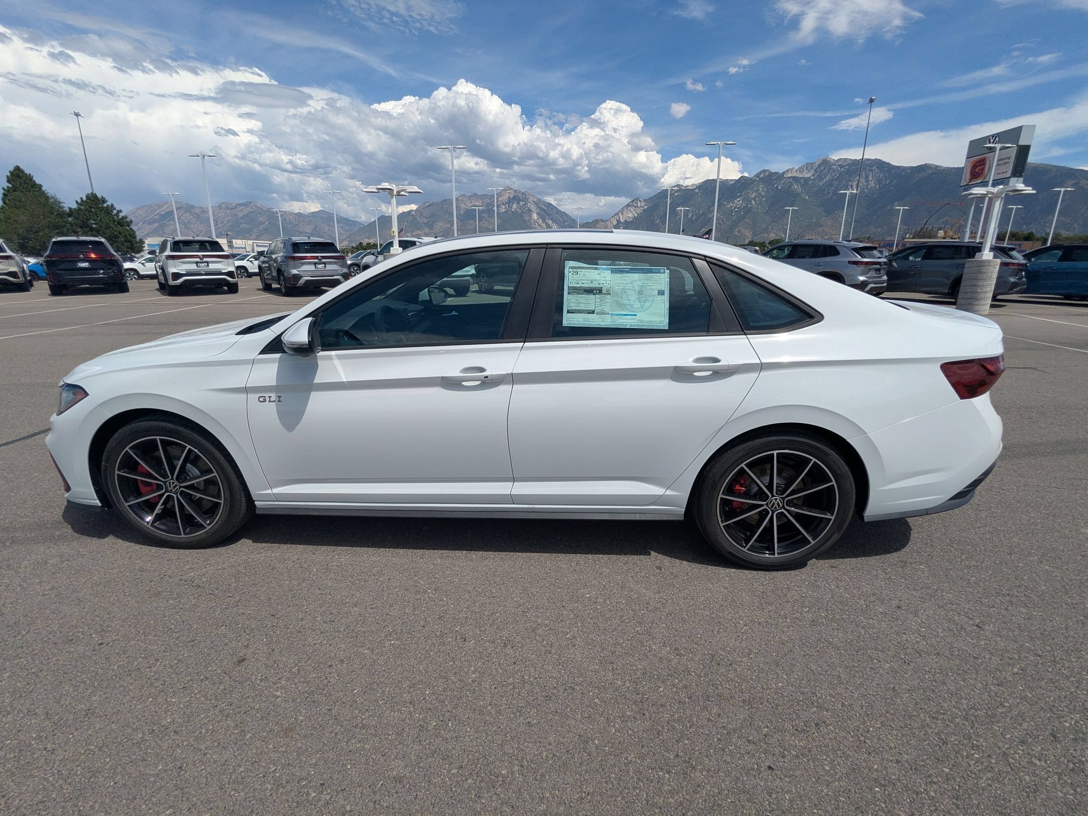 New 2026 Pure White Volkswagen Autobahn image 7