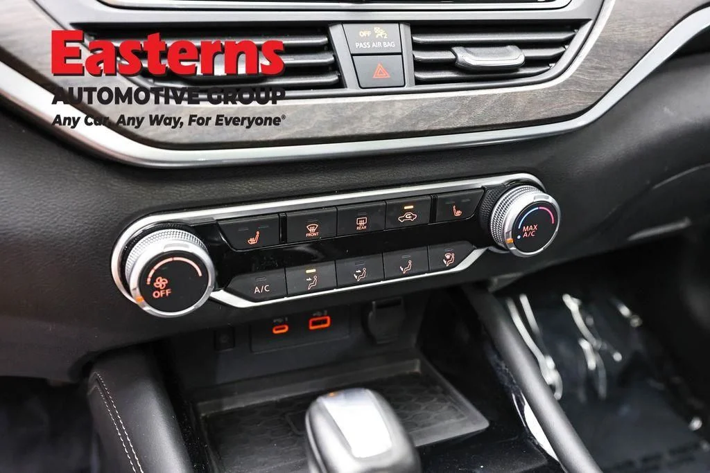 Used 2023 White Nissan 2.5 SV image 21