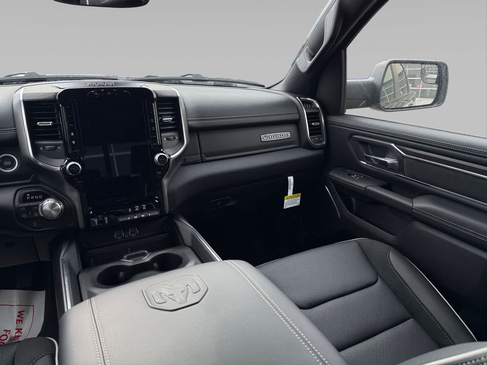2026 RAM 1500 Laramie - Photo 10