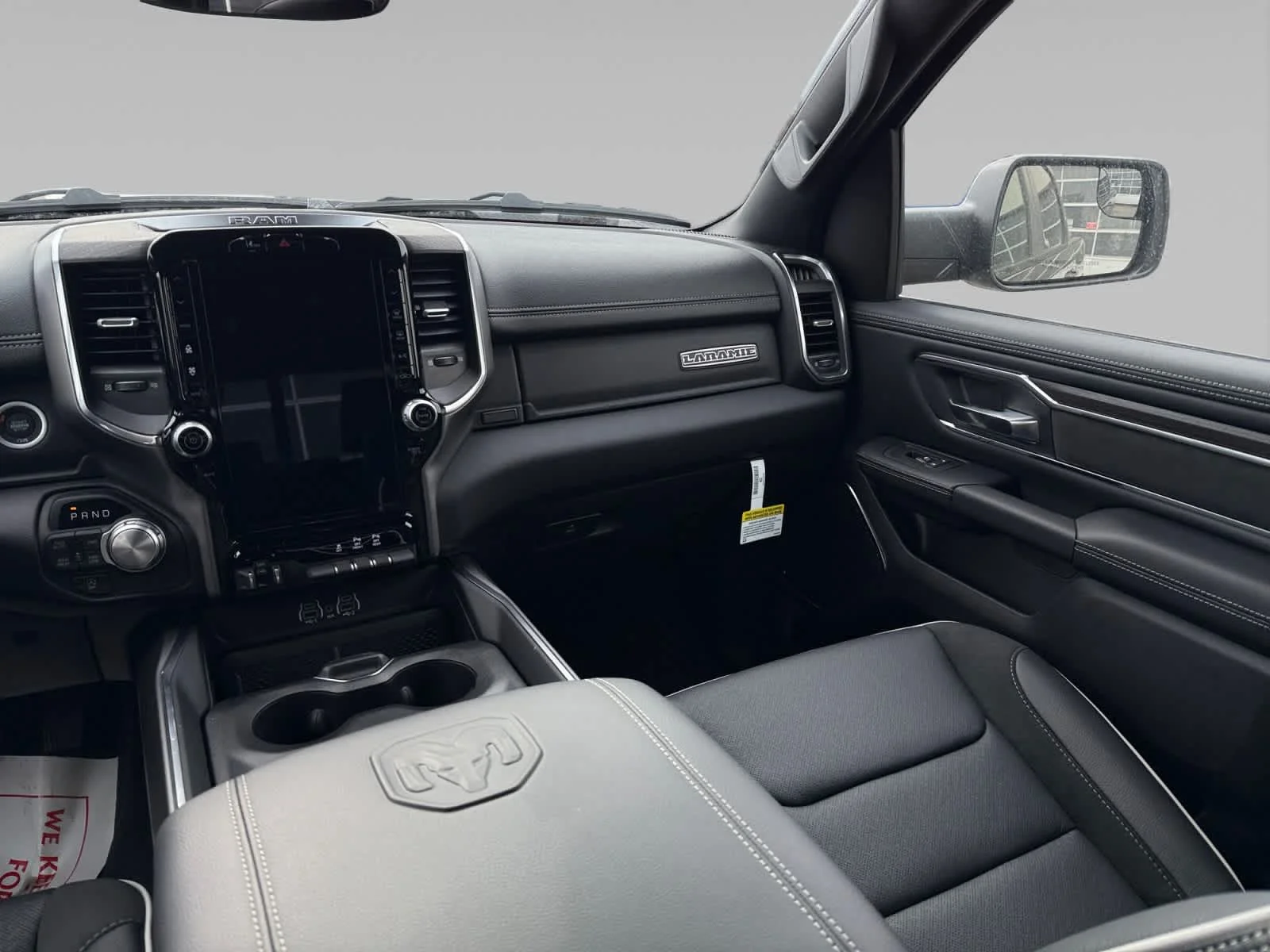 New 2026 Granite Crystal Metallic Clear-Coat Exterior Paint RAM Laramie image 10