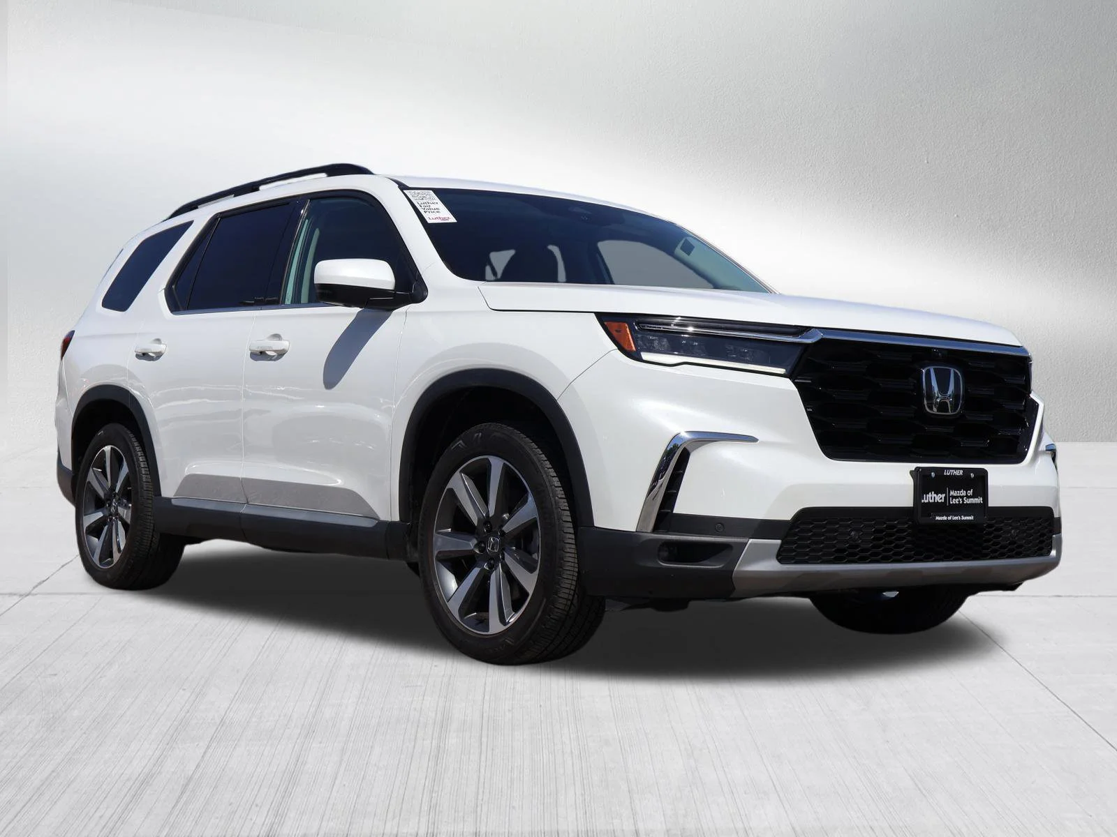 2025 Honda Pilot Elite AWD's photo
