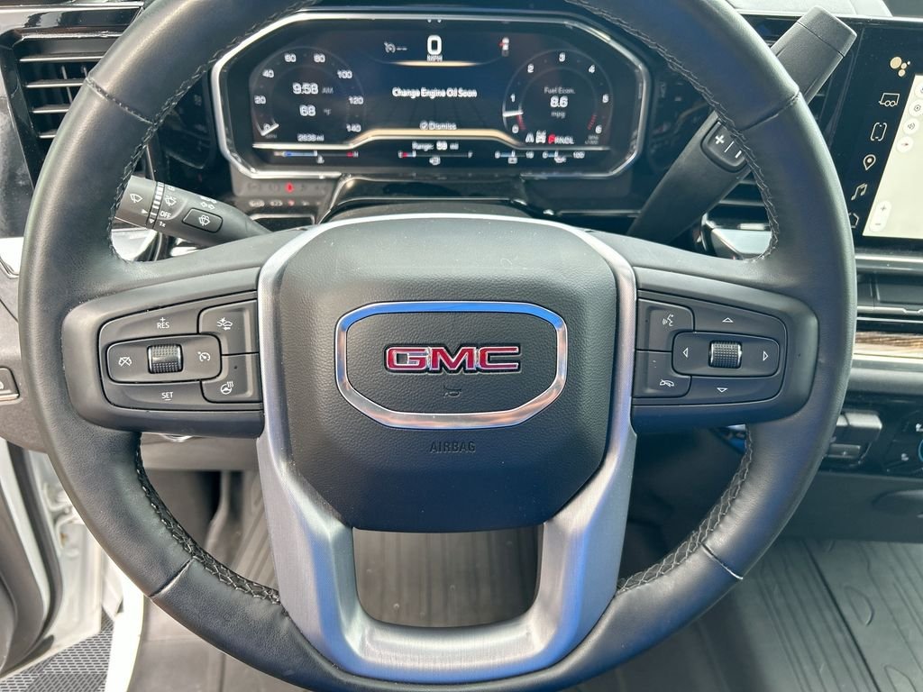 Used 2024 White GMC SLE image 28