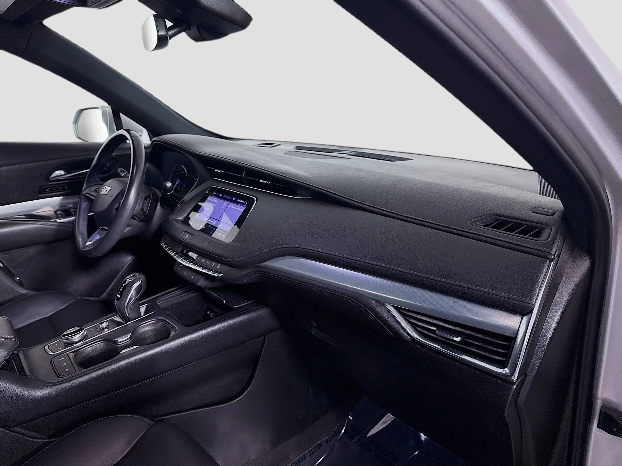Used 2019 Radiant Silver Metallic Cadillac FWD Premium Luxury image 26