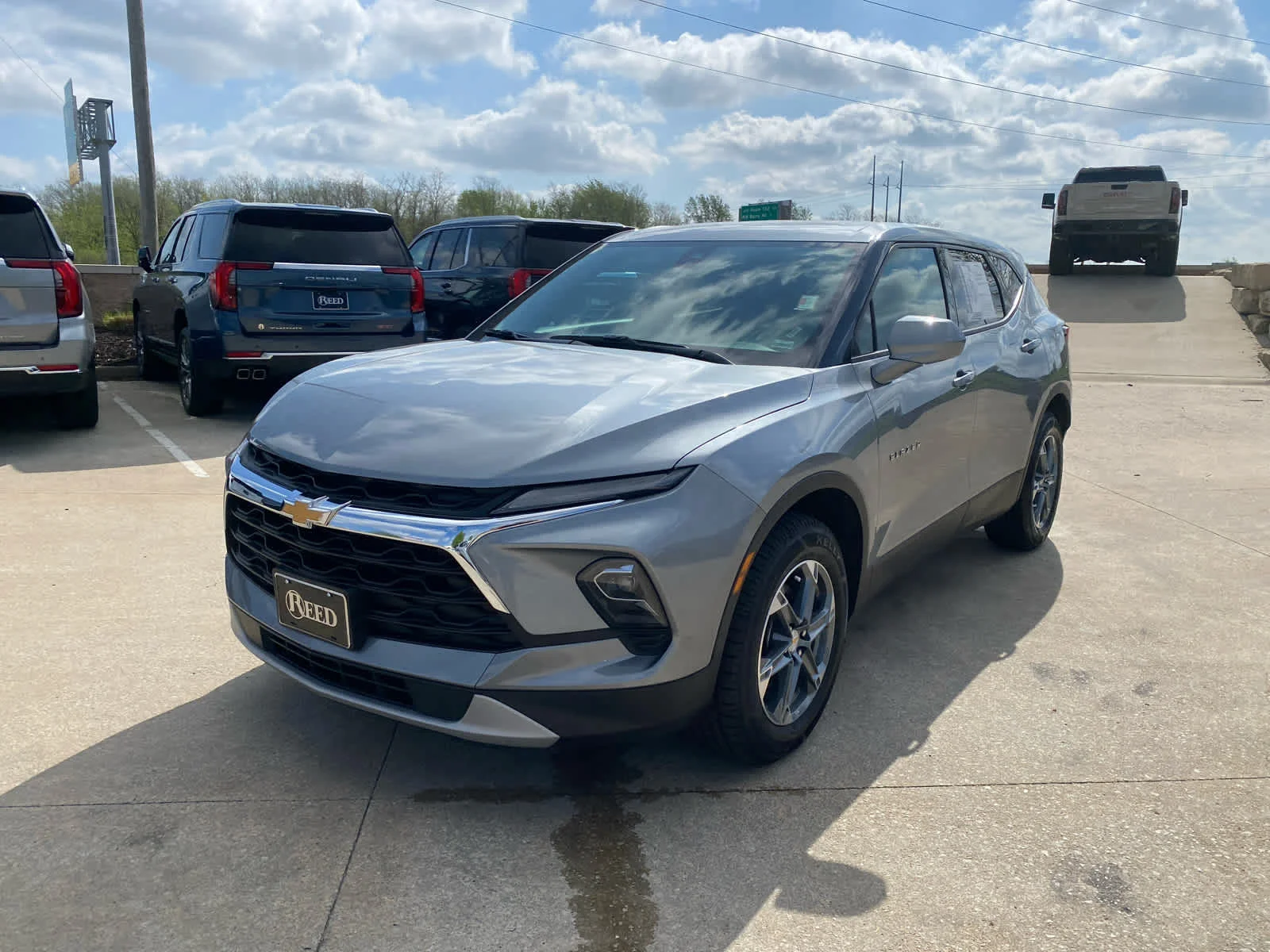 Used 2025 Chevrolet Blazer 2LT with VIN 3GNKBHR46SS246609 for sale in Kansas City
