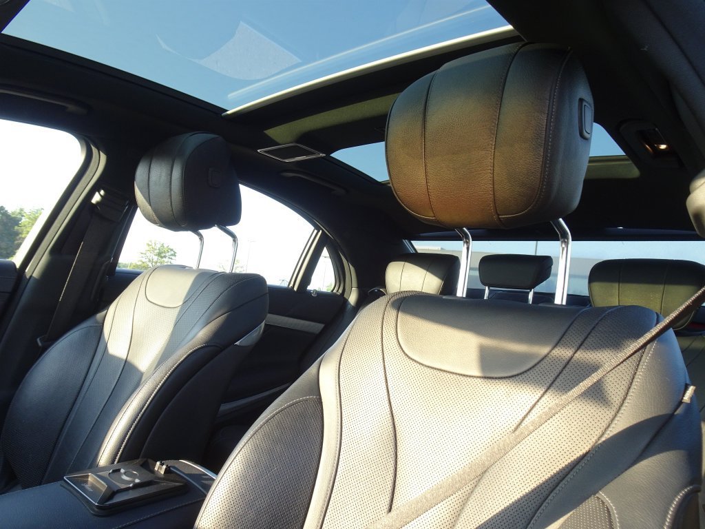 Used 2017 Black Mercedes-Benz S 550 image 12