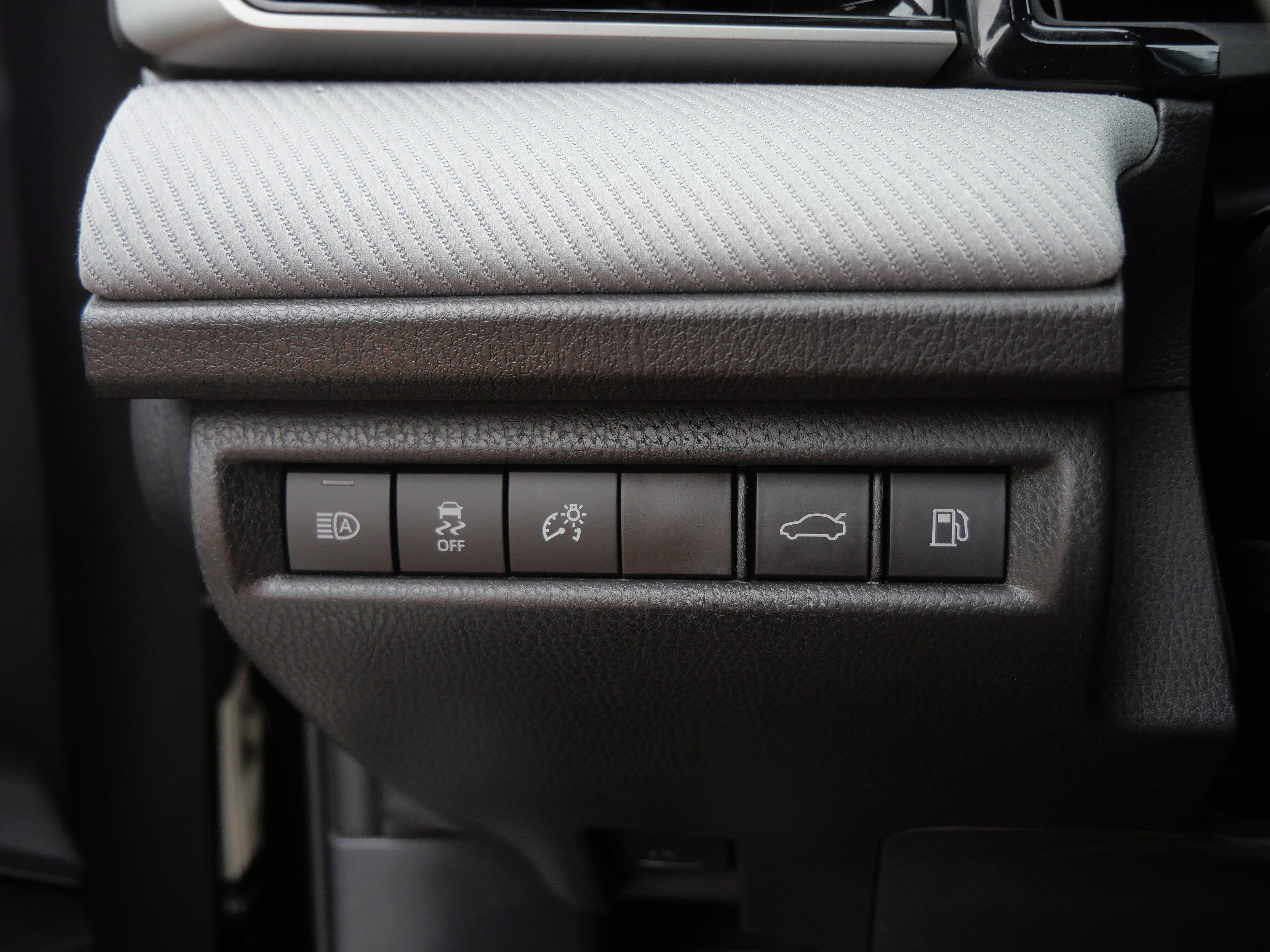 Used 2025 Midnight Black Metallic Toyota SE image 29