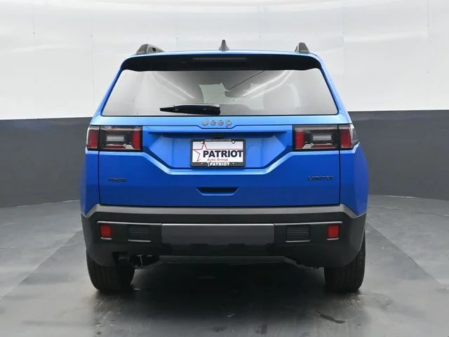 New 2026 Hydro Blue Pearl-Coat Exterior Paint Jeep Limited image 23