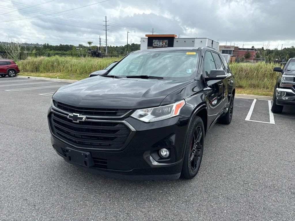 Used 2018 Black Metallic Chevrolet Premier image 5
