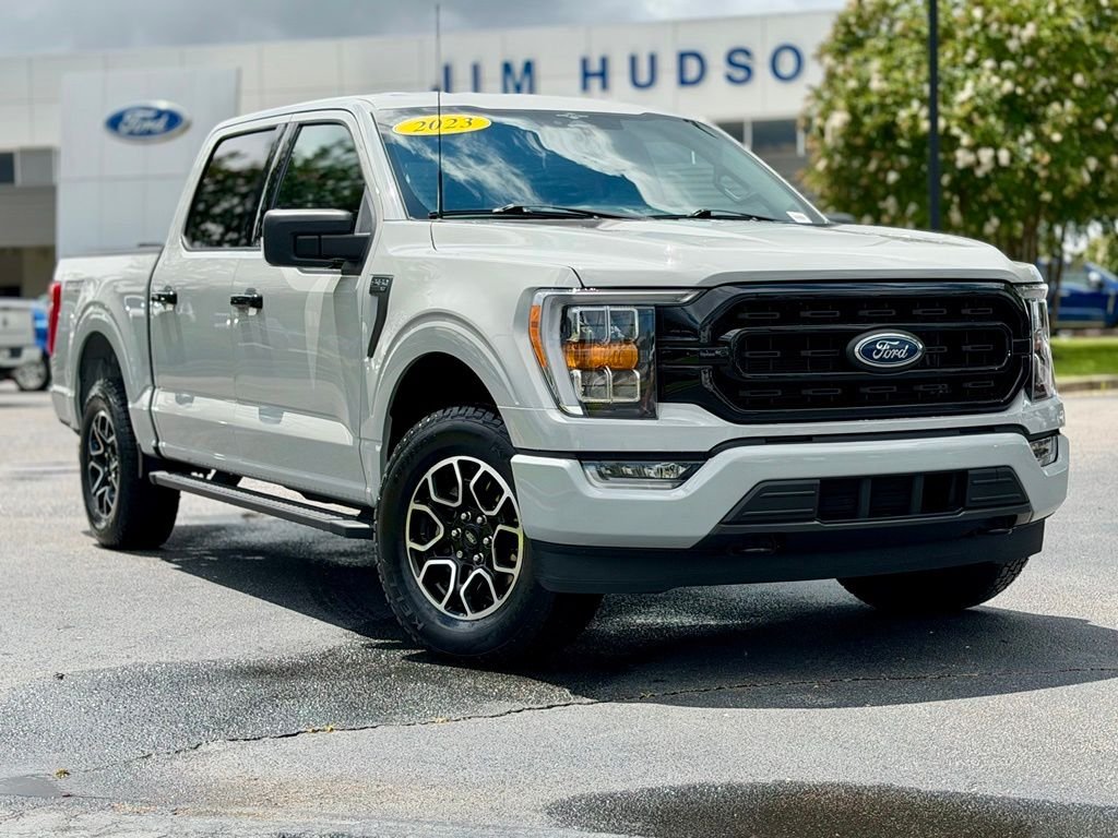 Used 2023 White Ford XLT image 1