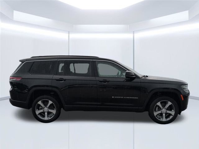 New 2026 Diamond Black Crystal Pearl-Coat Exterior Paint Jeep Limited image 7
