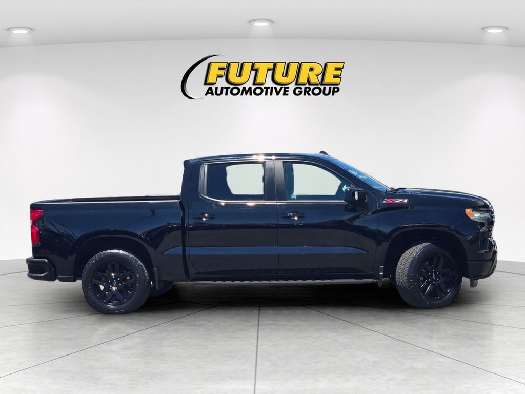 Used 2023 Black Chevrolet RST image 3
