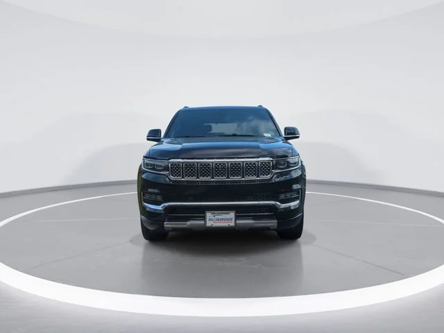 Used 2023 Black Jeep Series II image 3
