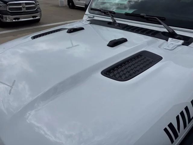 New 2027 White Jeep Willys image 10