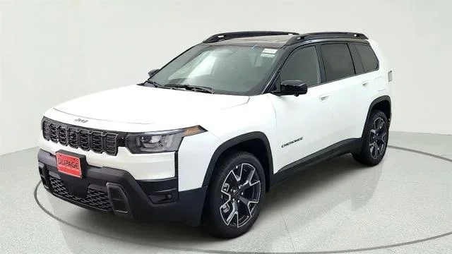 New 2026 Bright White Clear-Coat Exterior Paint Jeep Overland image 5