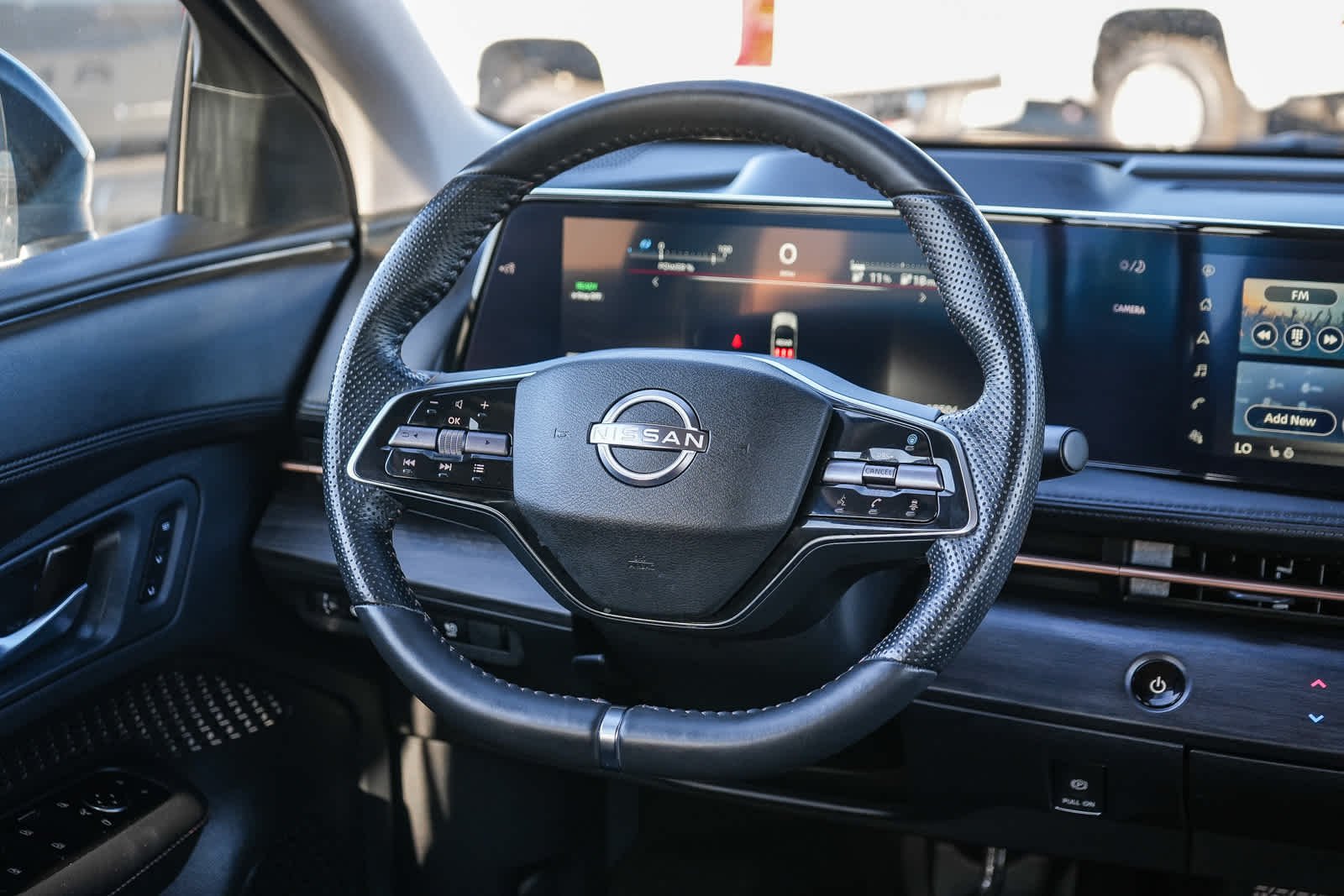 Used 2024 Gun Metallic Nissan ENGAGE image 15