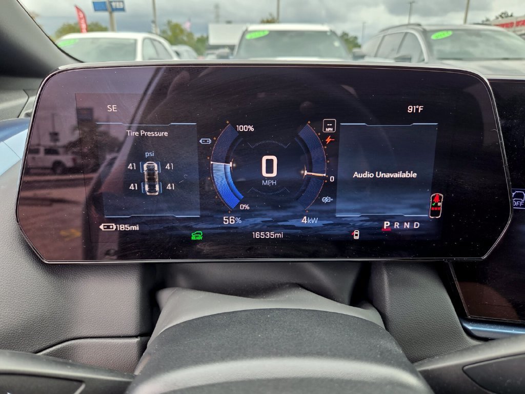 2024 Chevrolet Equinox EV LT - Photo 31