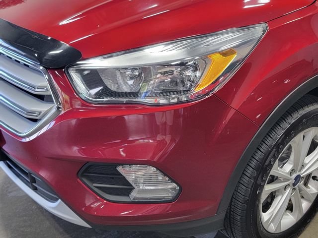 Used 2018 Red Ford SE image 8