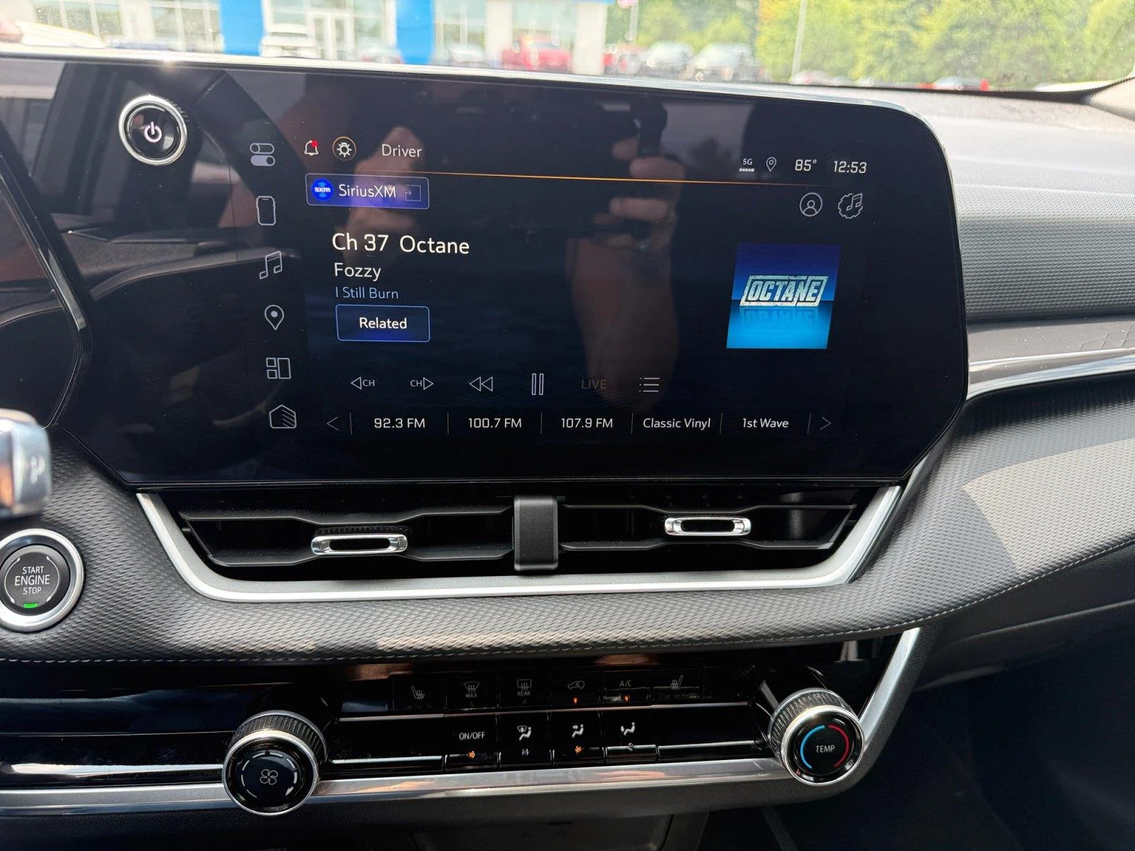 2025 Chevrolet Equinox LT - Photo 19