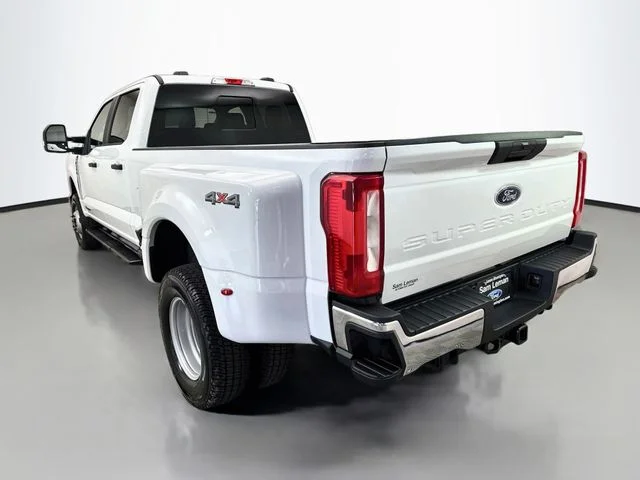 New 2026 Oxford White Ford F-350® XL image 5