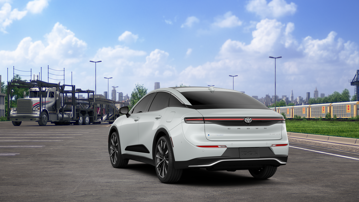 New 2026 Oxygen White Toyota Platinum image 30