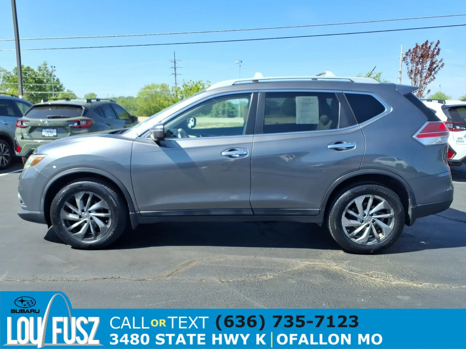 Used 2015 Gun Metallic Nissan SL image 4