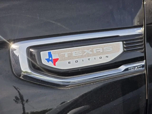 Used 2022 Black GMC SLT image 4