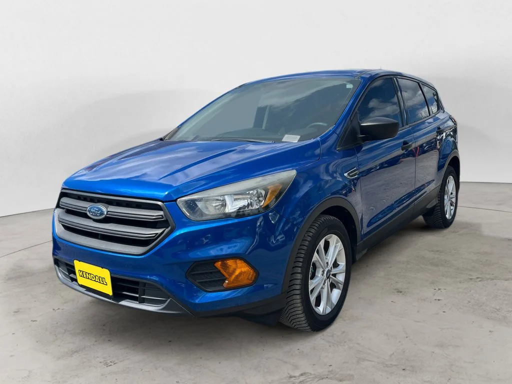 2019 Ford Escape S's photo