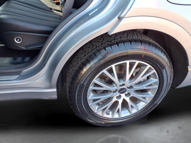 Used 2025 Silver Genesis 2.5T Standard AWD image 21