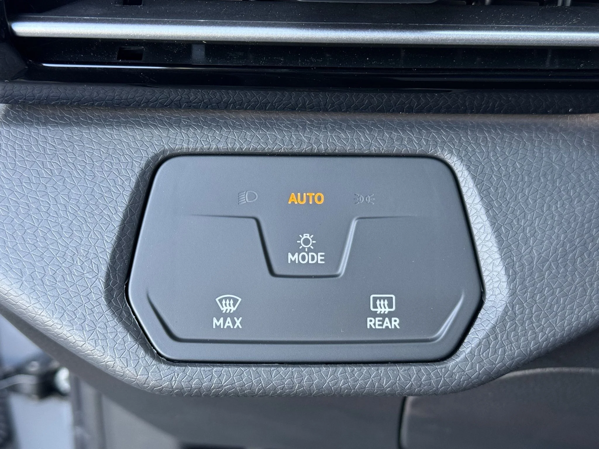 New 2026 Pure Gray Volkswagen Pro image 27