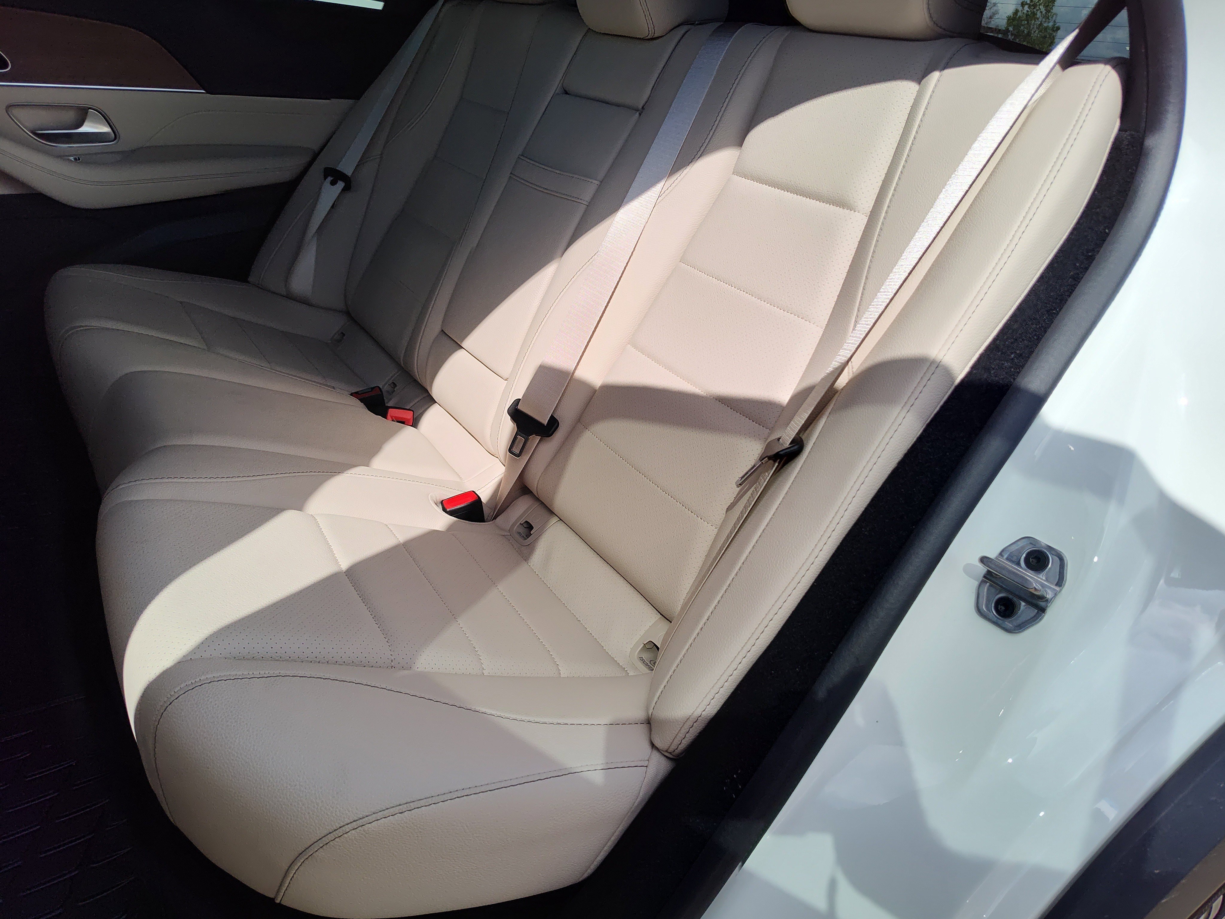 New 2026 Polar White Mercedes-Benz GLE 350 image 29