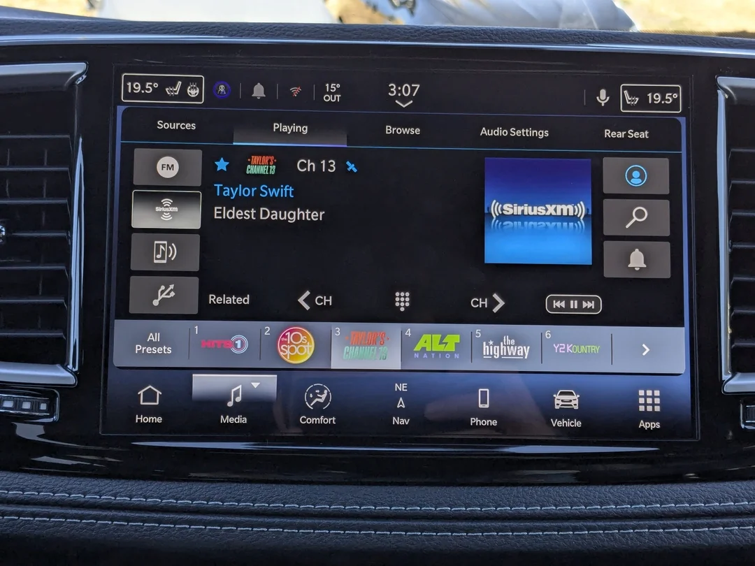 New 2026 Black Chrysler Select - - AWD - Rear DVD - 360 Degree Camera - Power Sliding Doors & More! image 20