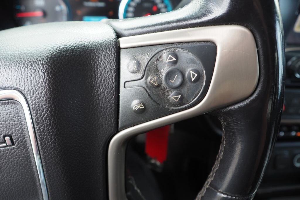 Used 2017 Gray GMC Denali image 28