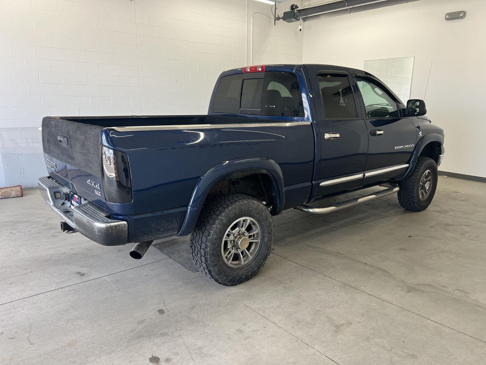 2004 Dodge Ram 2500 Pickup SLT - Photo 4