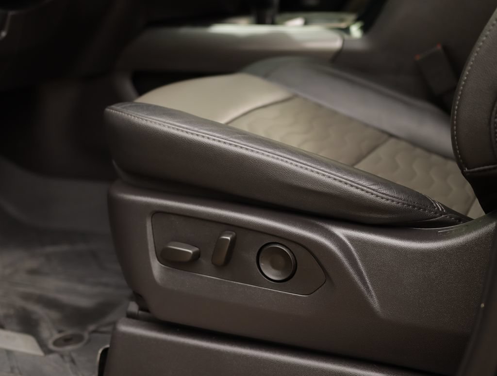 Used 2024 Dark Ash Metallic Chevrolet ZR2 image 24