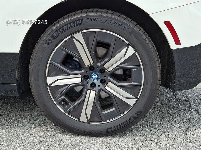 Certified Used 2024 Alpine White BMW xDrive50 image 8