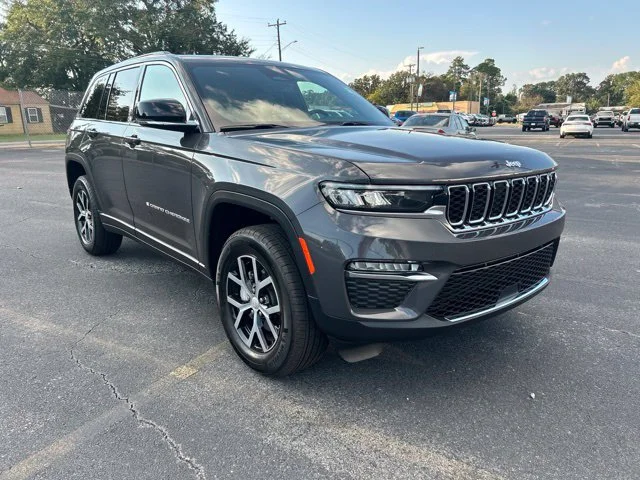 Used 2025 Gray Jeep Limited image 6