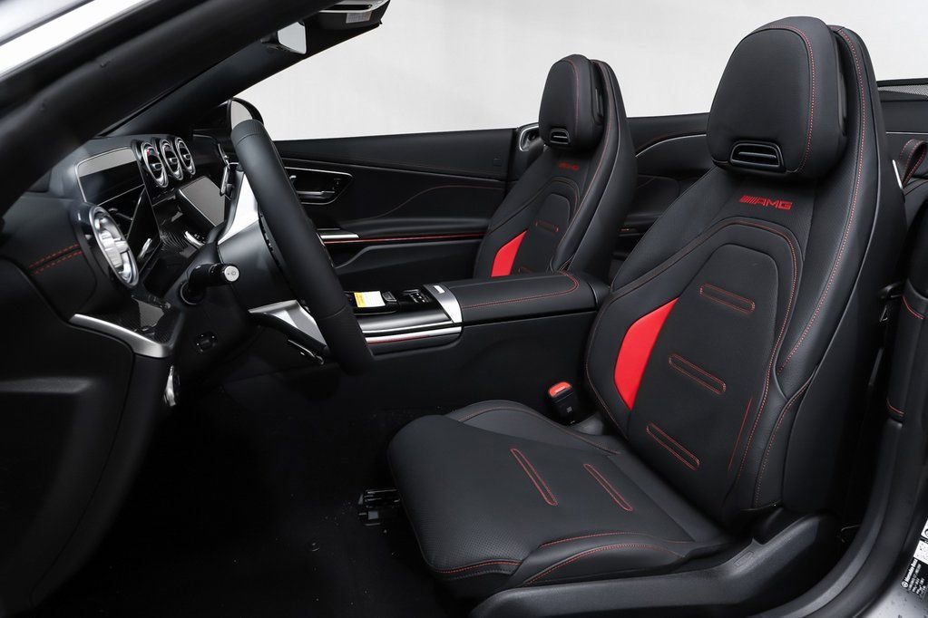 New 2026 MANUFAKTUR exclusive graphite grey magno Mercedes-Benz AMG® CLE 53 4MATIC+ Cabriolet image 24