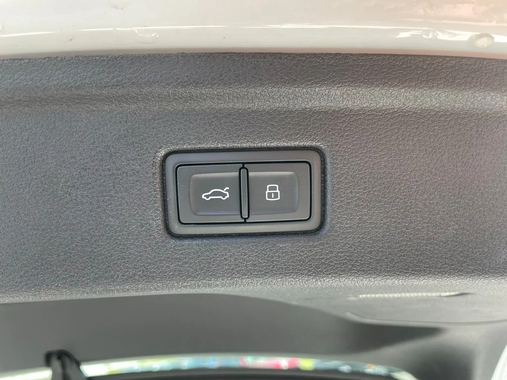 Used 2025 Arkona White Audi 45 S line Premium image 37