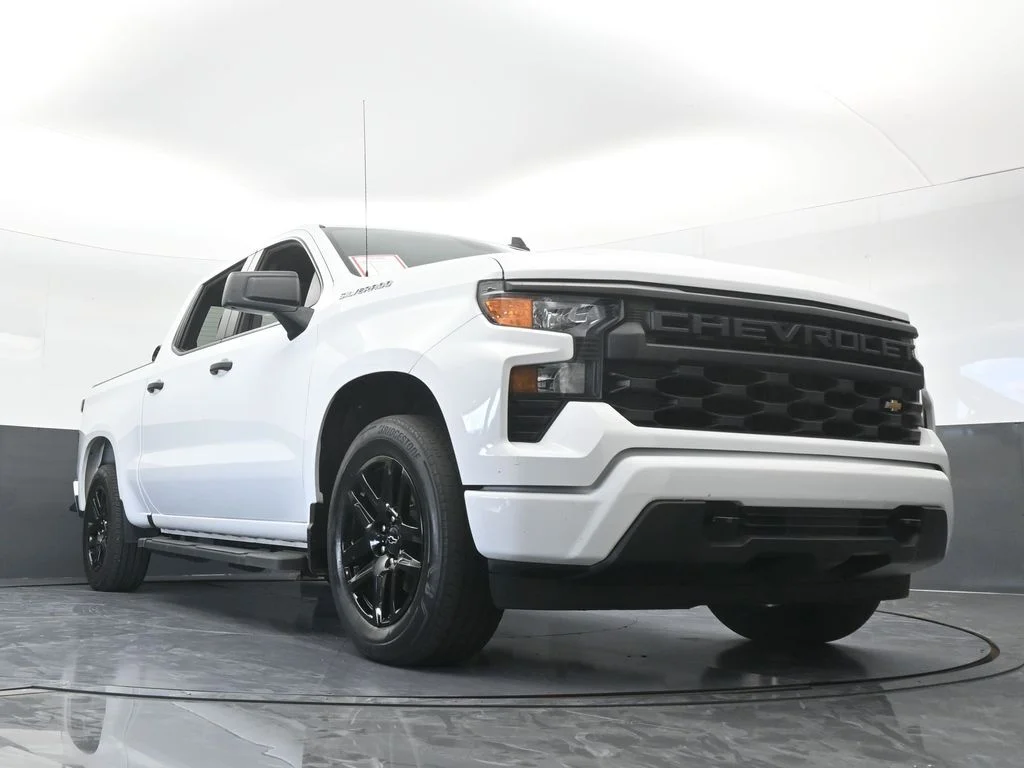 Used 2024 Summit White Chevrolet Custom image 67