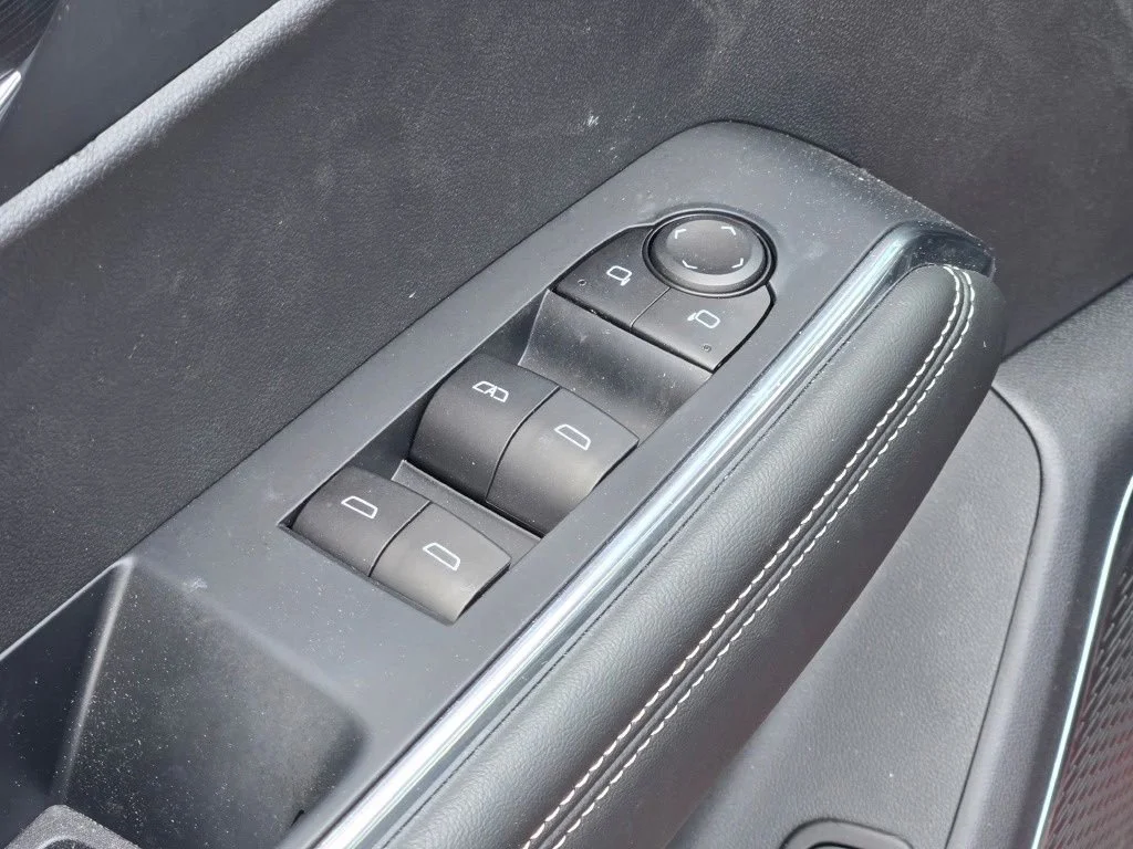 2025 GMC Acadia Elevation - Photo 37